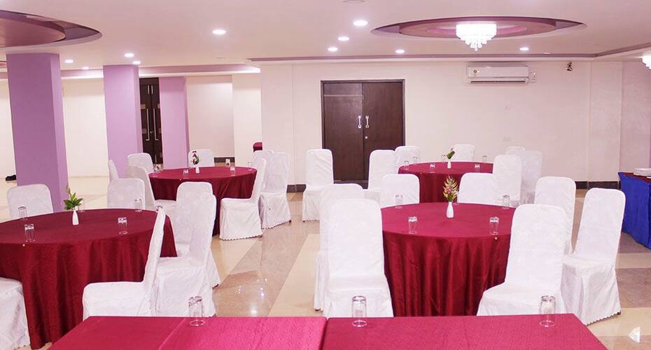 The Jhora Magra Hotel, Mount Abu 5